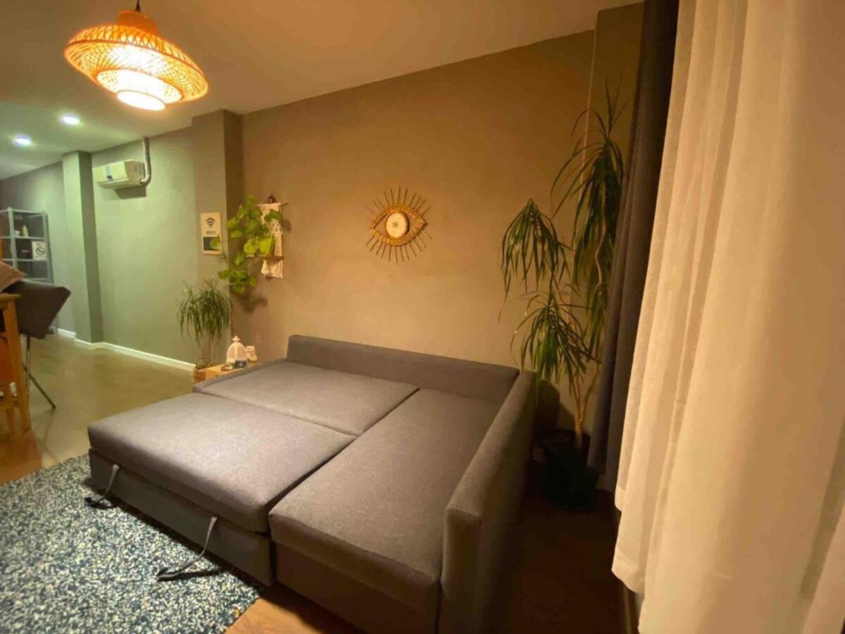 Cosy Flat With A Garden In Central Kadikoy 이스탄불 외부 사진